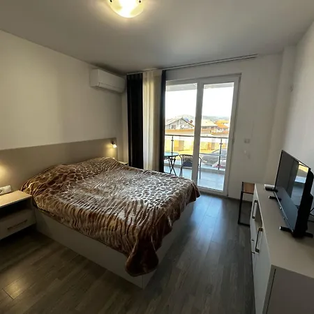 Appartement Aria 6 *